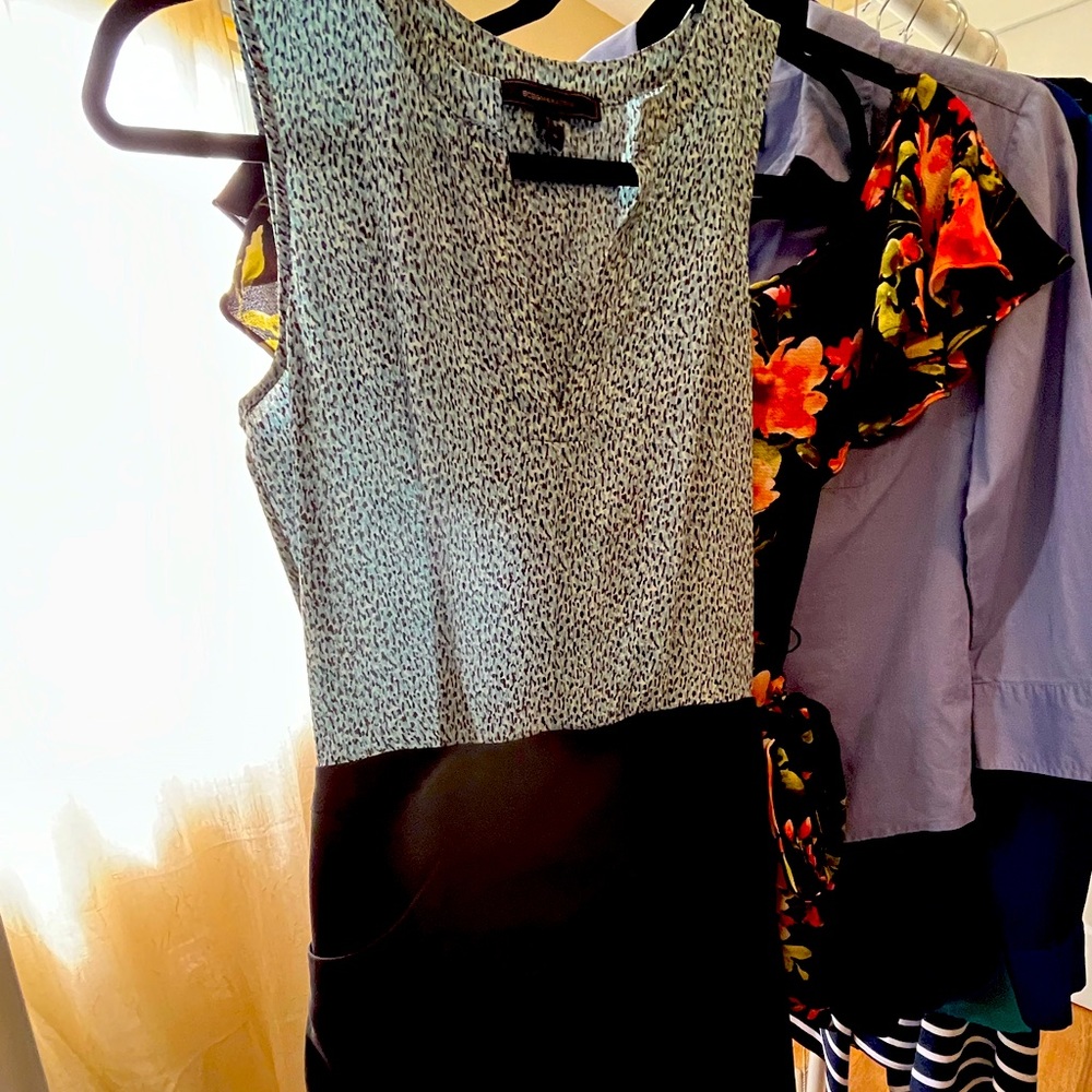 DRESS SALE $15 BCBG open back zip up dress 10B
